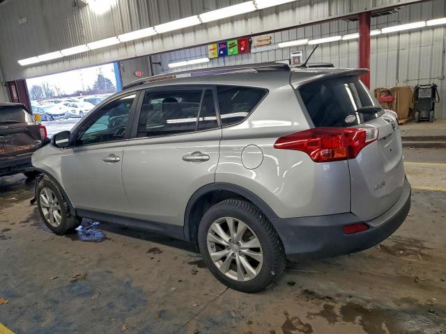 Toyota RAV4 Limited Image 10