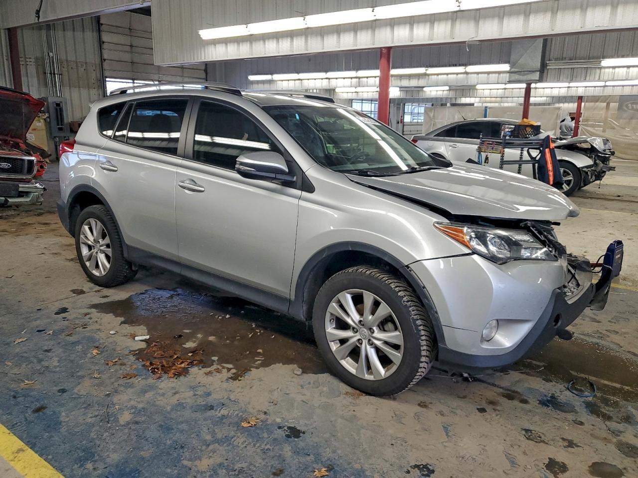 Toyota RAV4 Limited Image 11