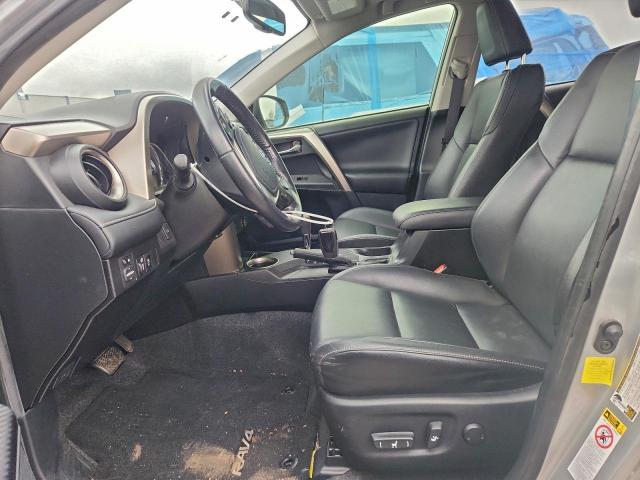 Toyota RAV4 Limited Image 8