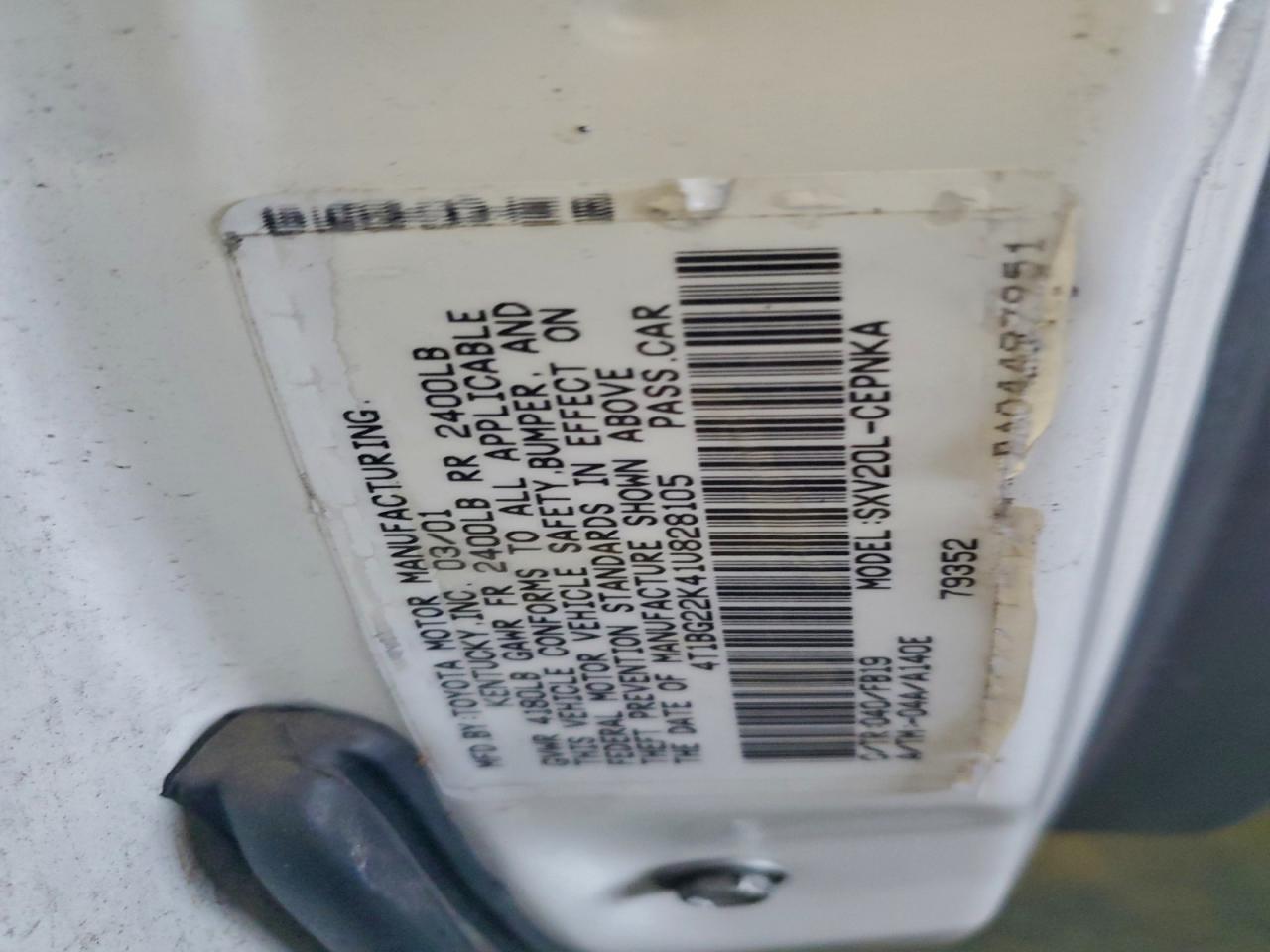 Toyota Camry Ce Image 7