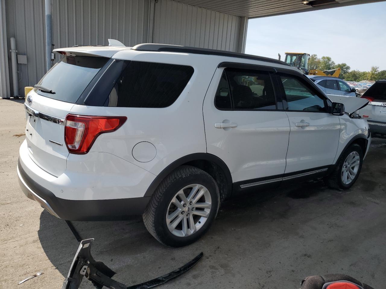 Ford Explorer Xlt Image 13