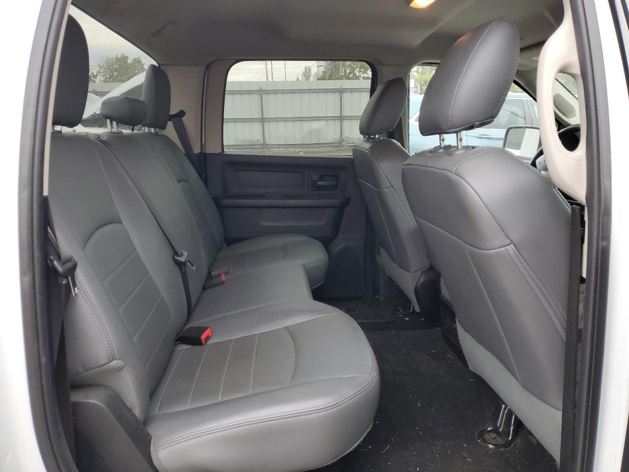 Ram 2500 St Image 12