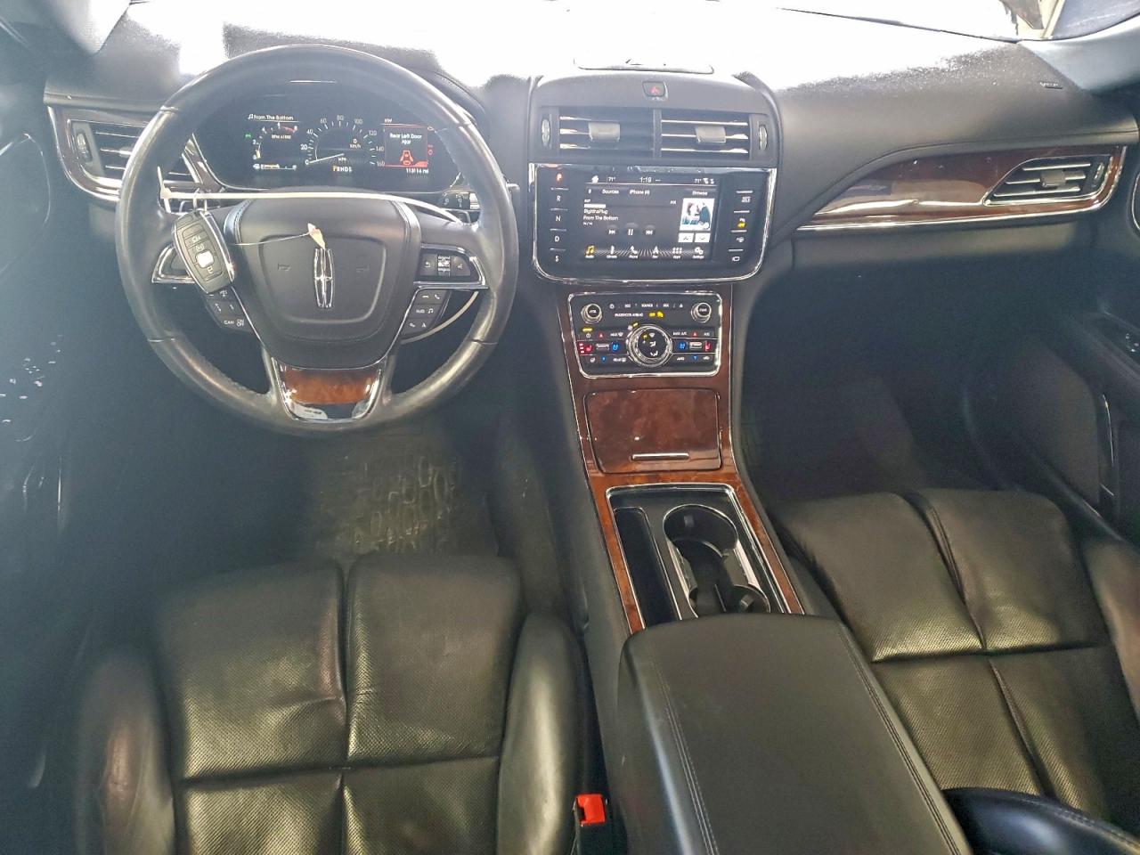 Lincoln Continental Reserve Image 8