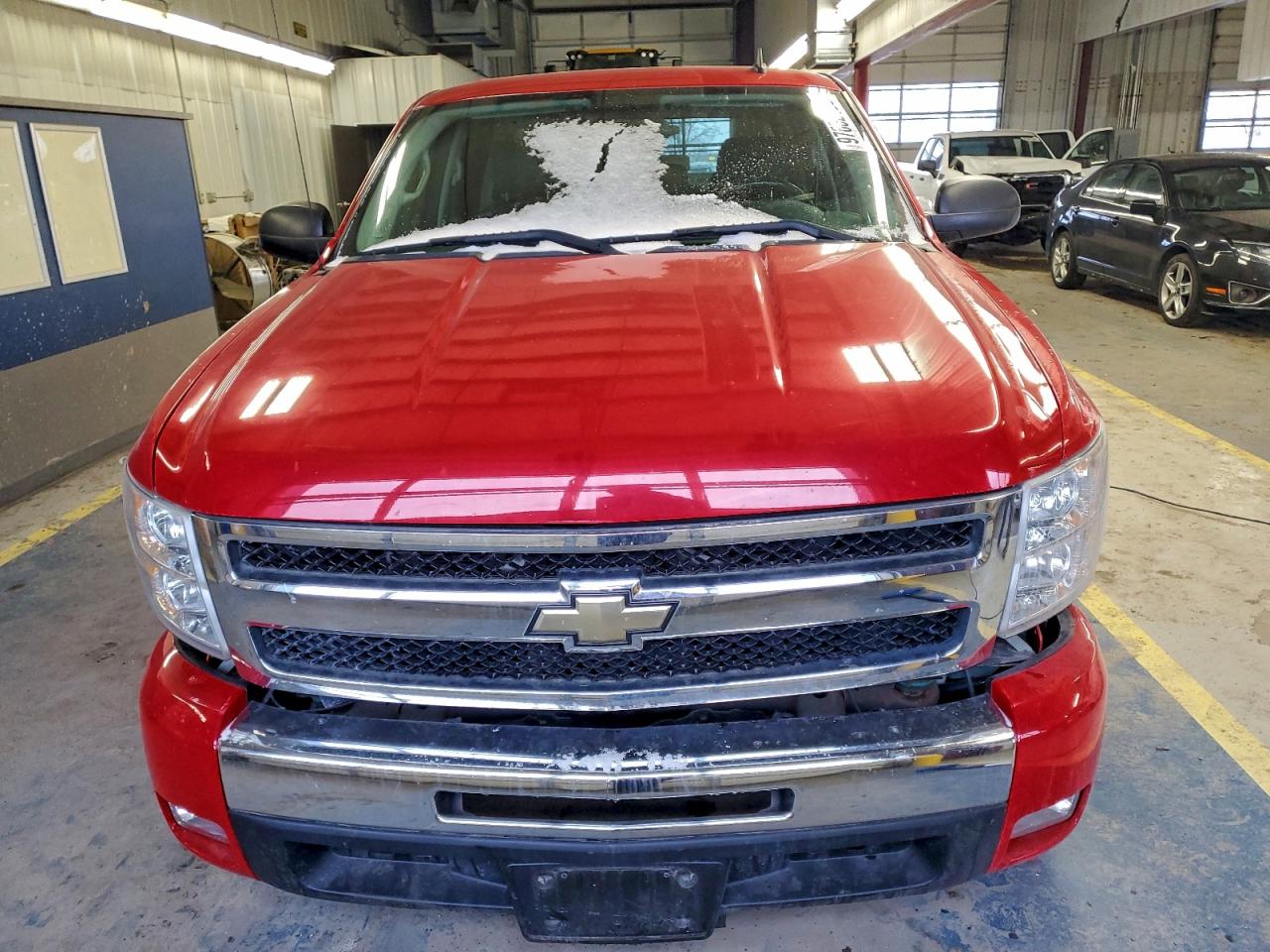 Chevrolet Silverado K1500 Lt Image 3