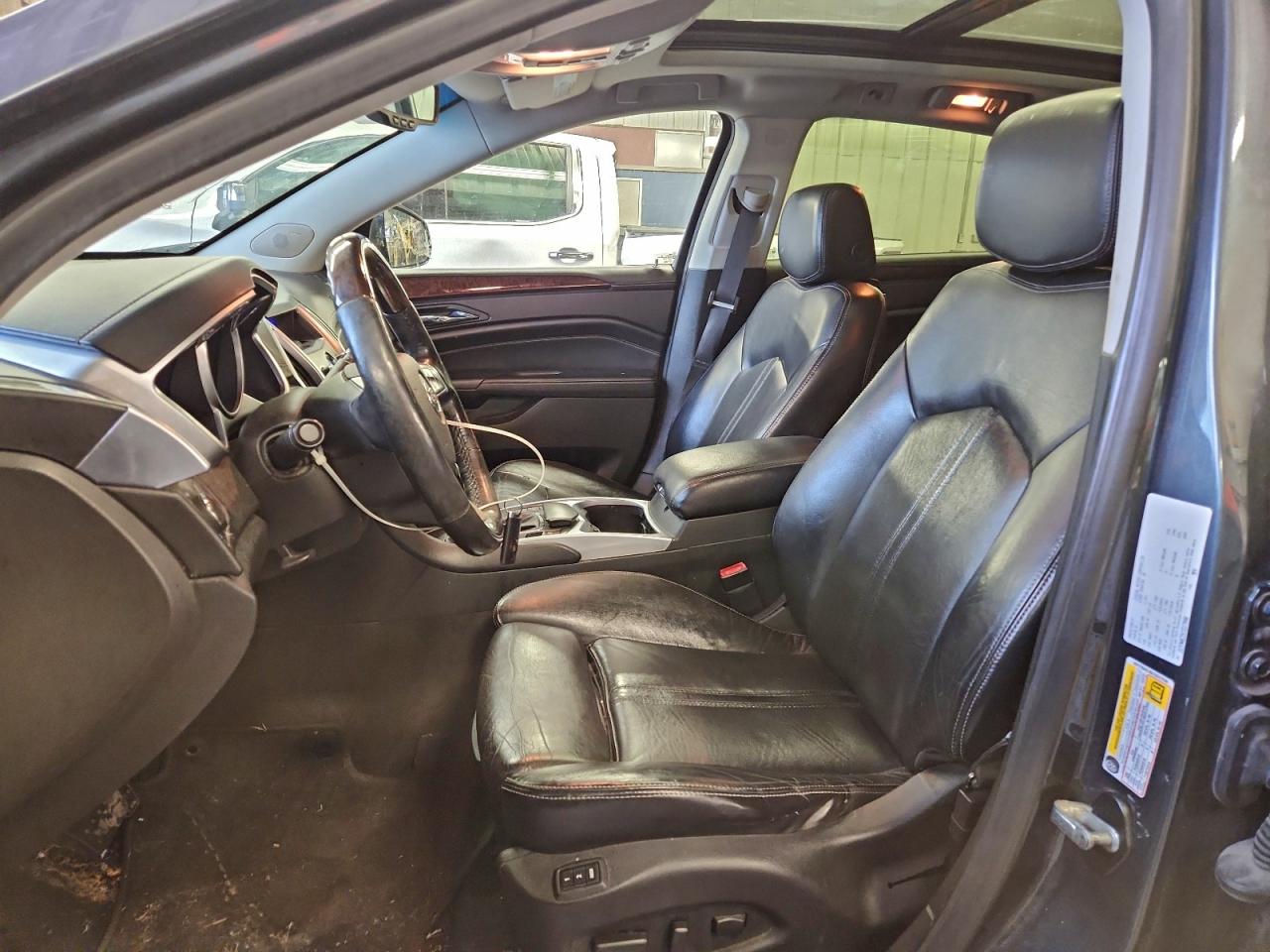 Cadillac SRX Luxury Collection Image 13