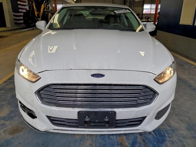 Ford Fusion Se Image 2