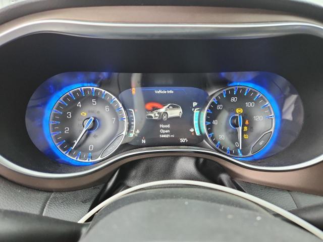 Chrysler Pacifica Touring L Plus Image 11