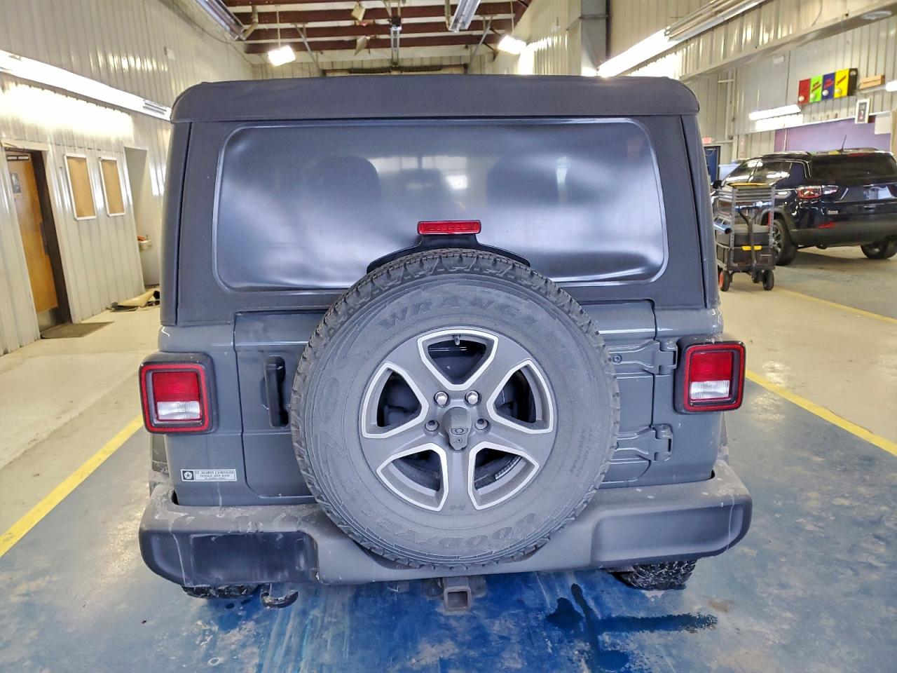 Jeep Wrangler Sport Image 5