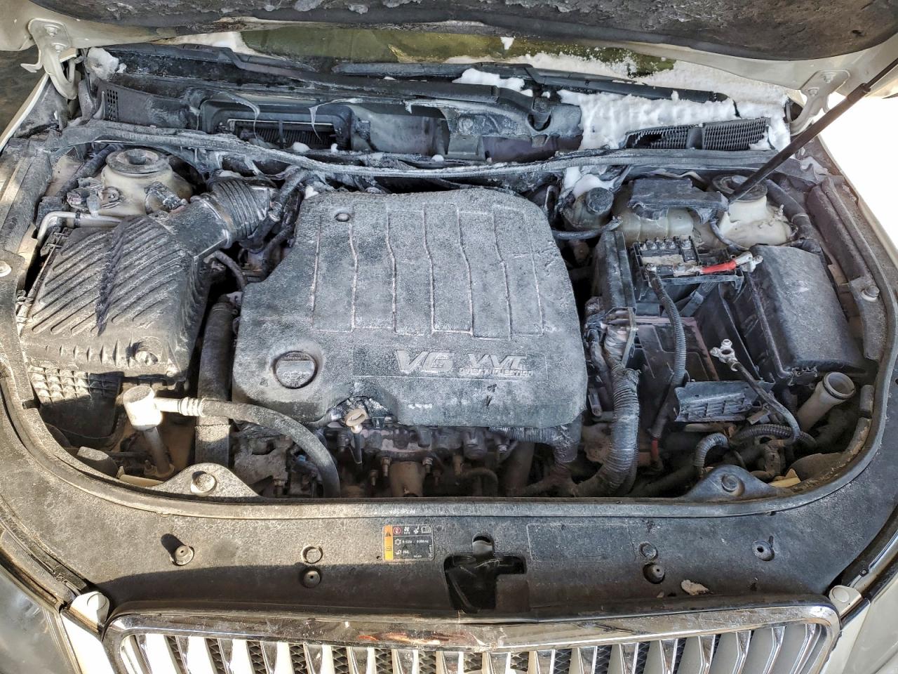 Buick LaCrosse Cxl Image 12