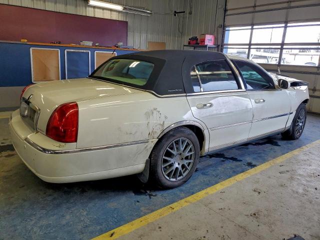 Lincoln Towncar Ultimate Image 11