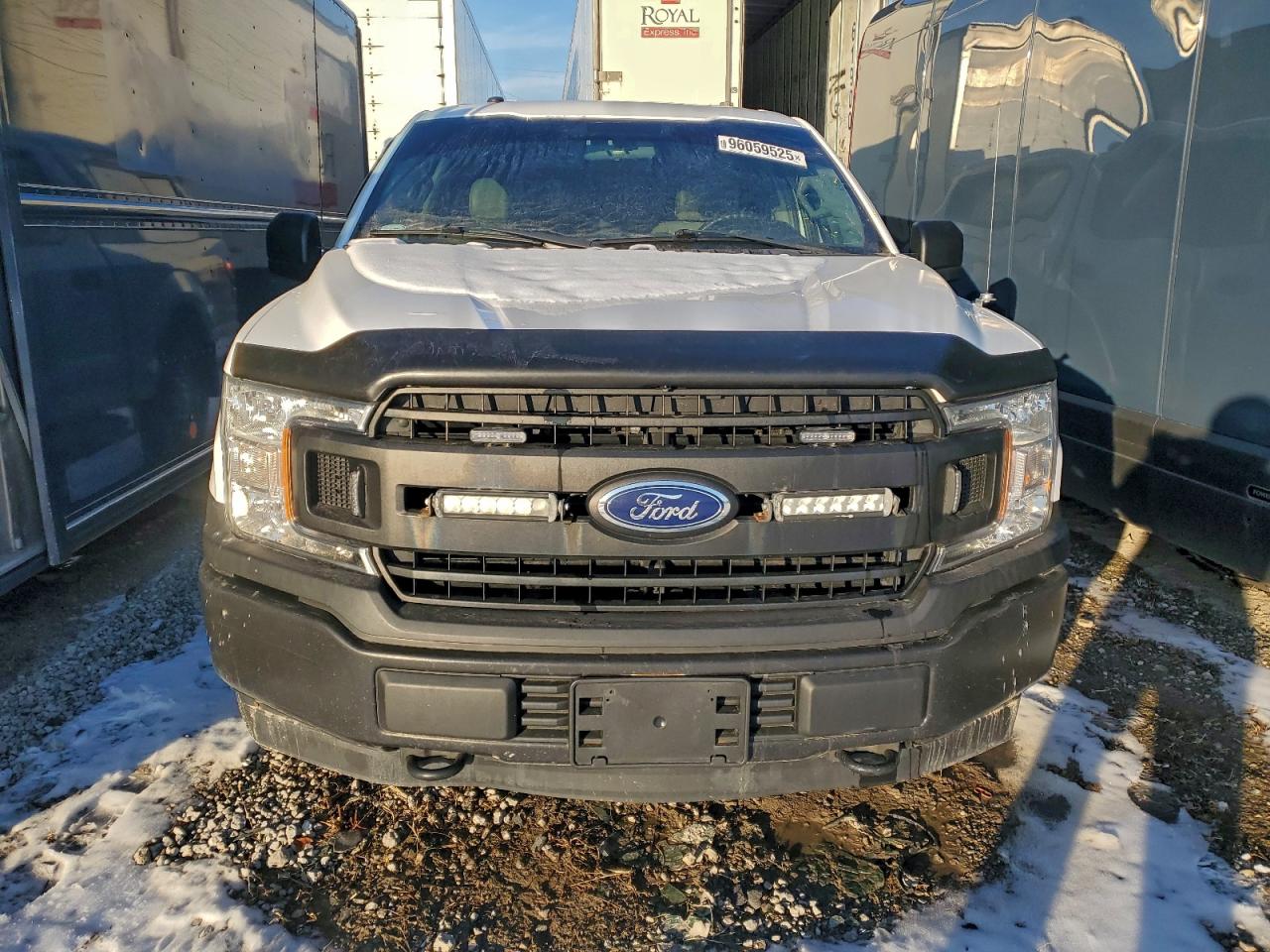 Ford F-150 Supercrew Image 12