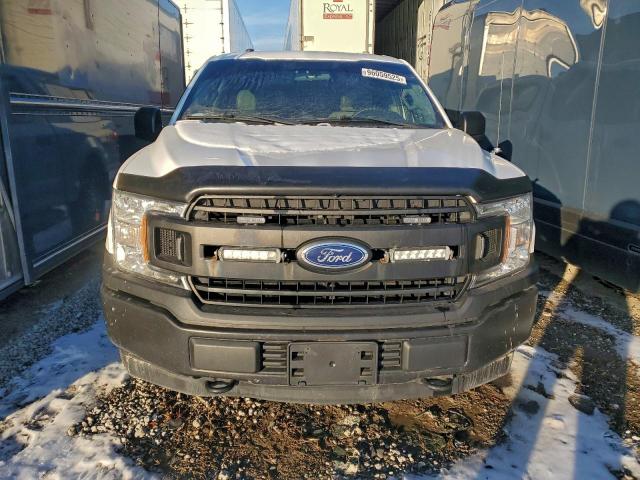 Ford F-150 Supercrew Image 12