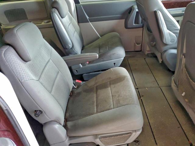 Chrysler Minivan Touring Image 7