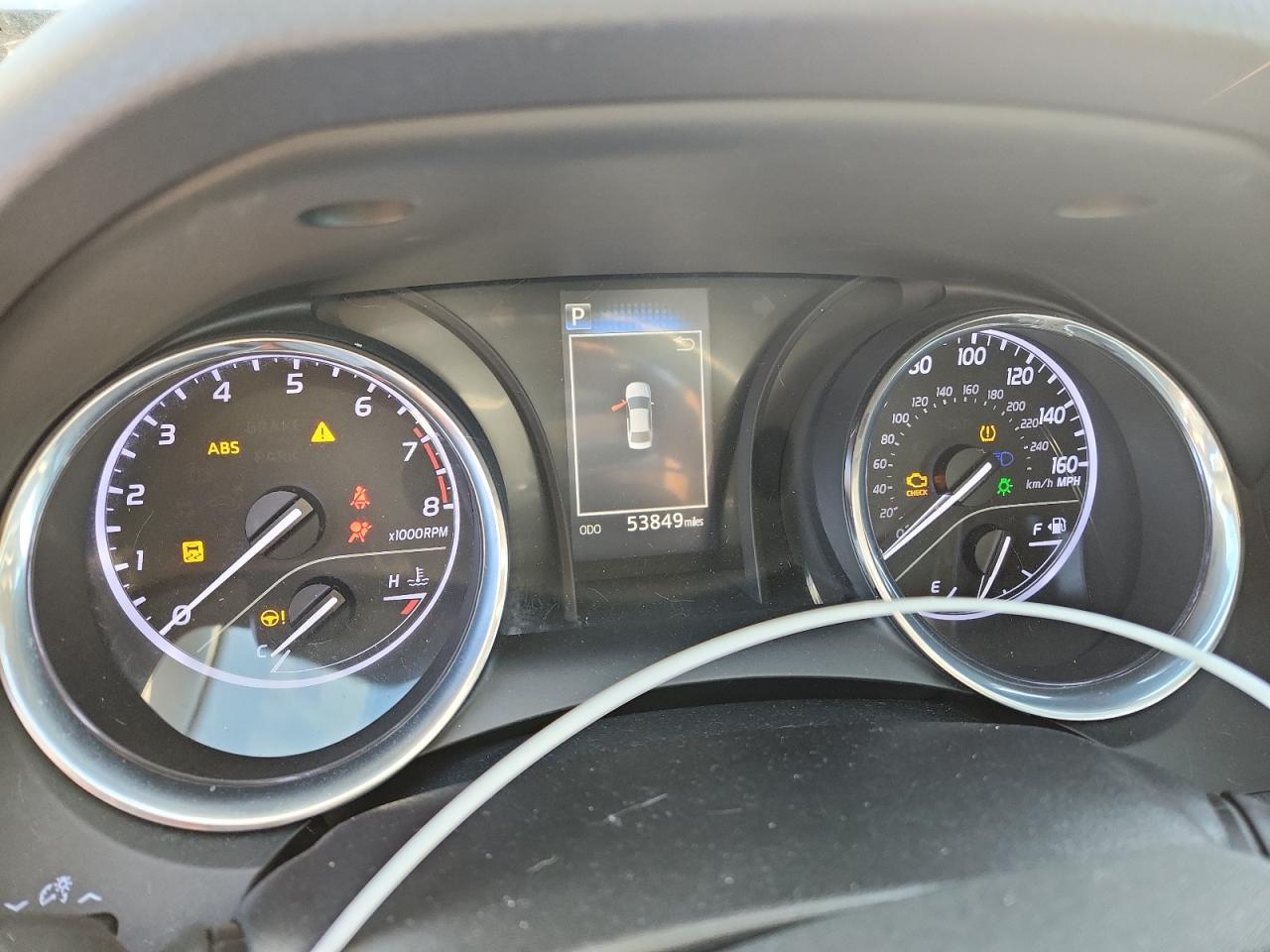 Toyota Camry L Image 10