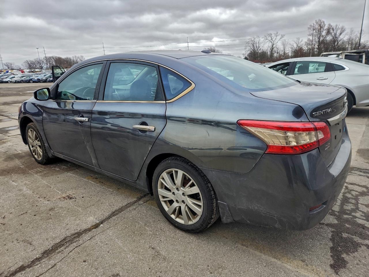 Nissan Sentra S Image 5