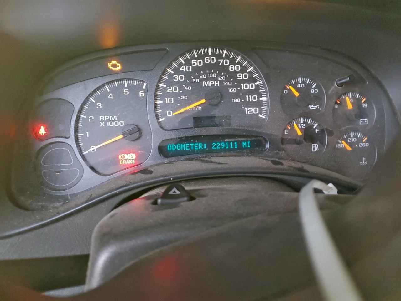 Chevrolet Silverado C1500 Image 8