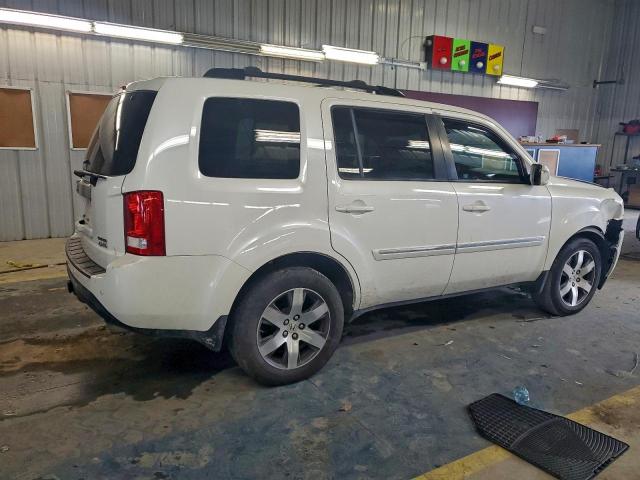 Honda Pilot Touring Image 2