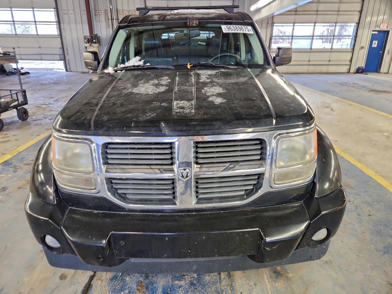 Dodge Nitro Slt Image 2