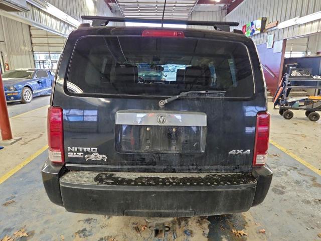 Dodge Nitro Slt Image 3