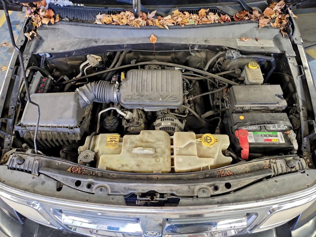 Dodge Nitro Slt Image 9