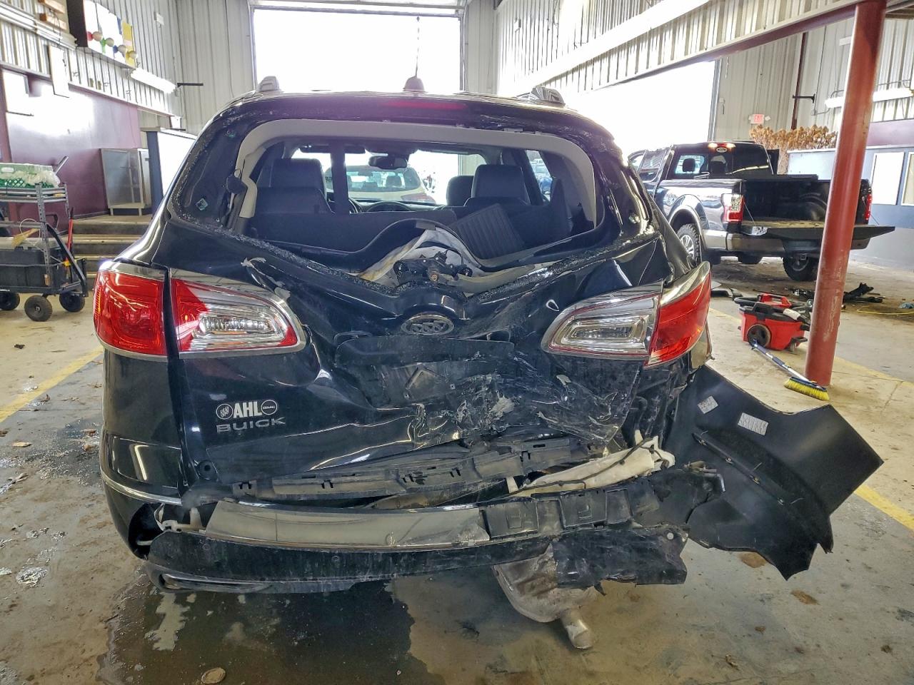 Buick Enclave Image 6