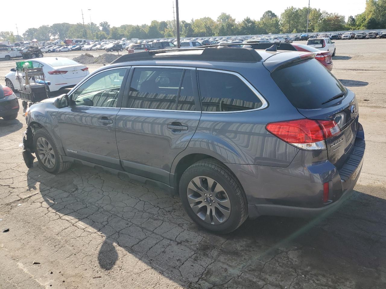 Subaru Outback 2.5i Premium Image 6