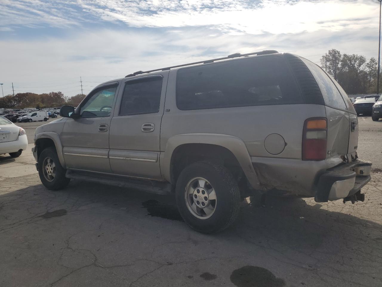 Chevrolet Suburban K1500 Image 2