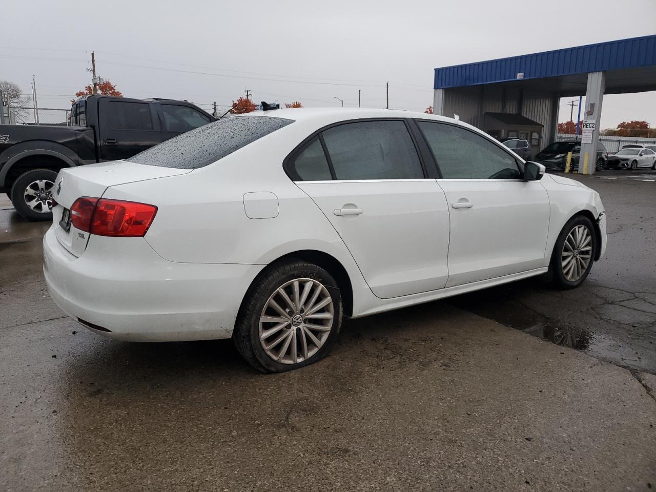 Volkswagen Jetta Sel Image 6