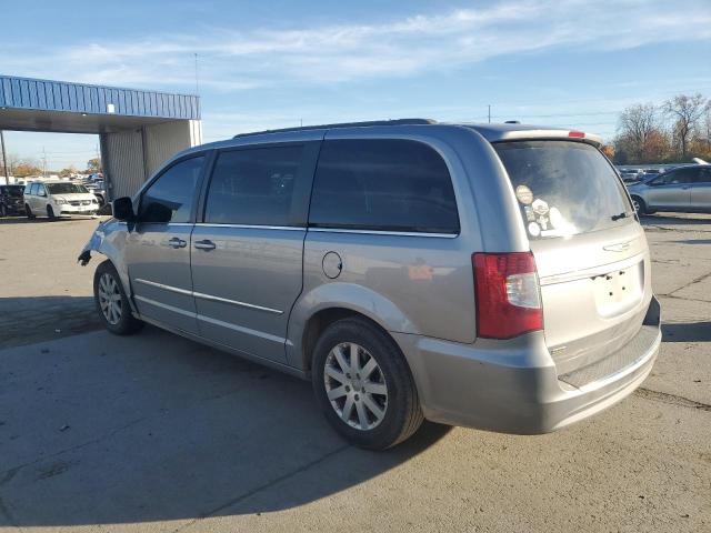 Chrysler Minivan Touring Image 4