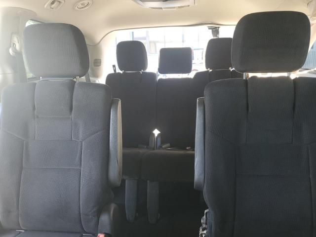 Chrysler Minivan Touring Image 6