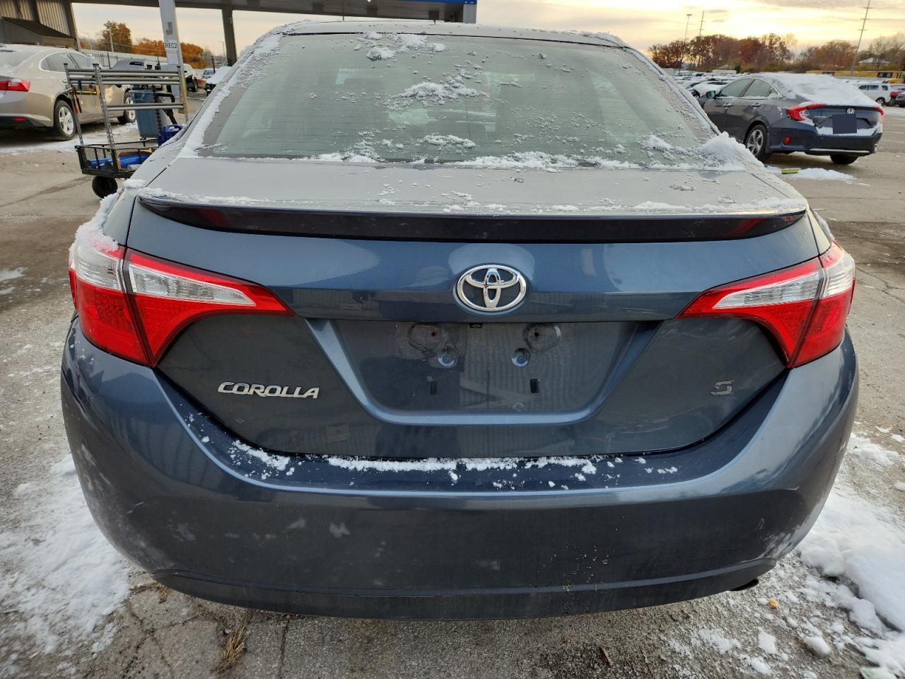 Toyota Corolla L Image 4