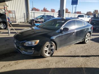  Salvage Volvo S60