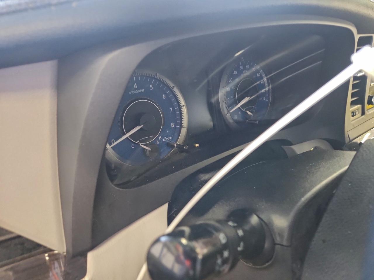 Toyota Sienna Xle Image 7