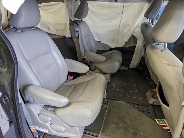 Toyota Sienna Xle Image 12