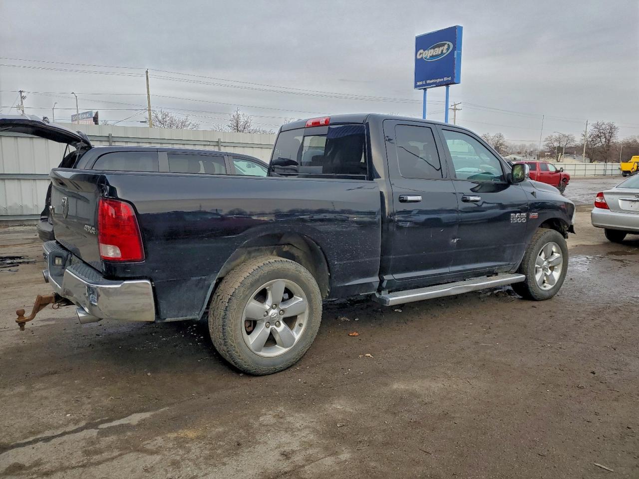 Ram 1500 Slt Image 3