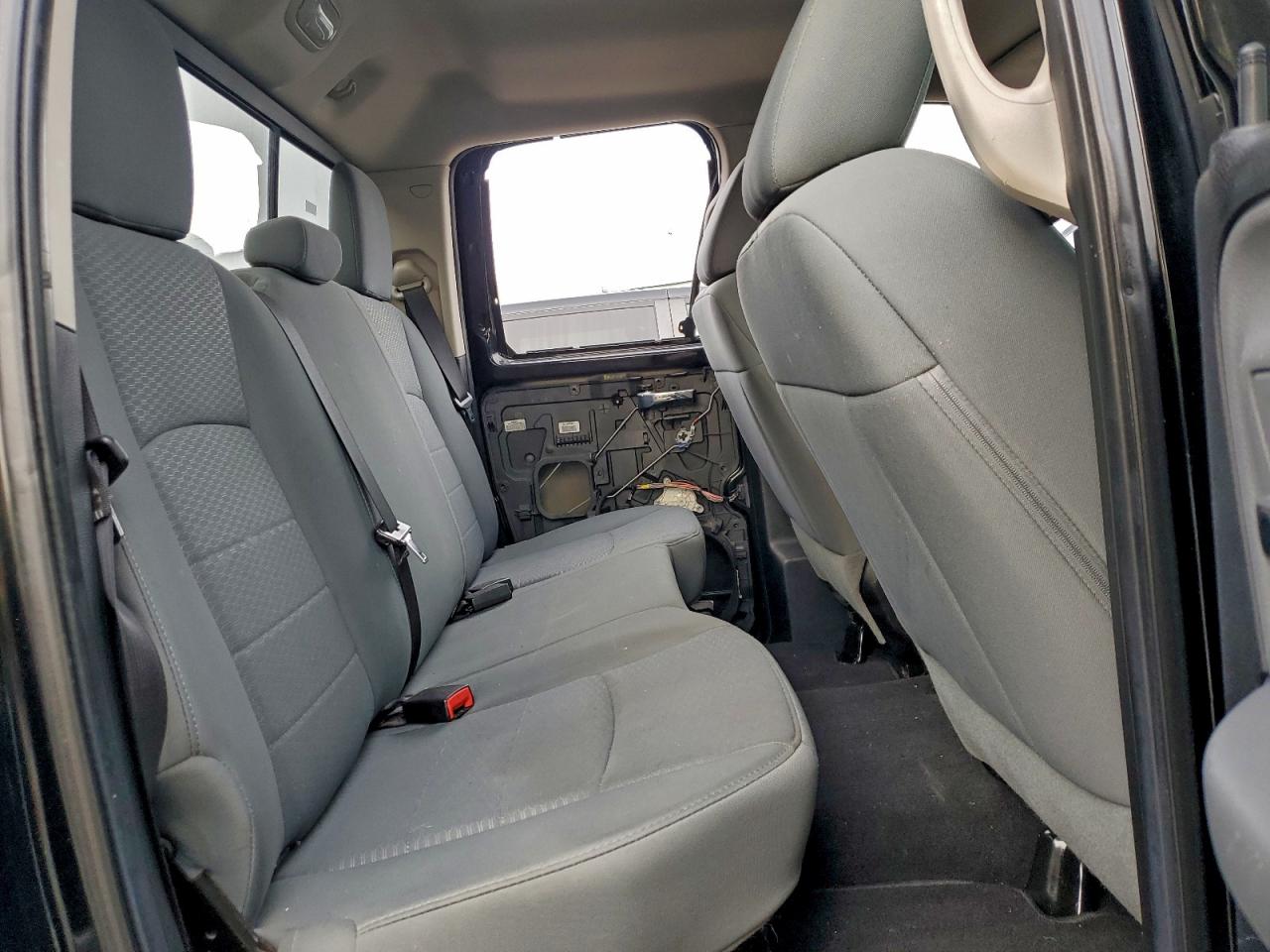 Ram 1500 Slt Image 8