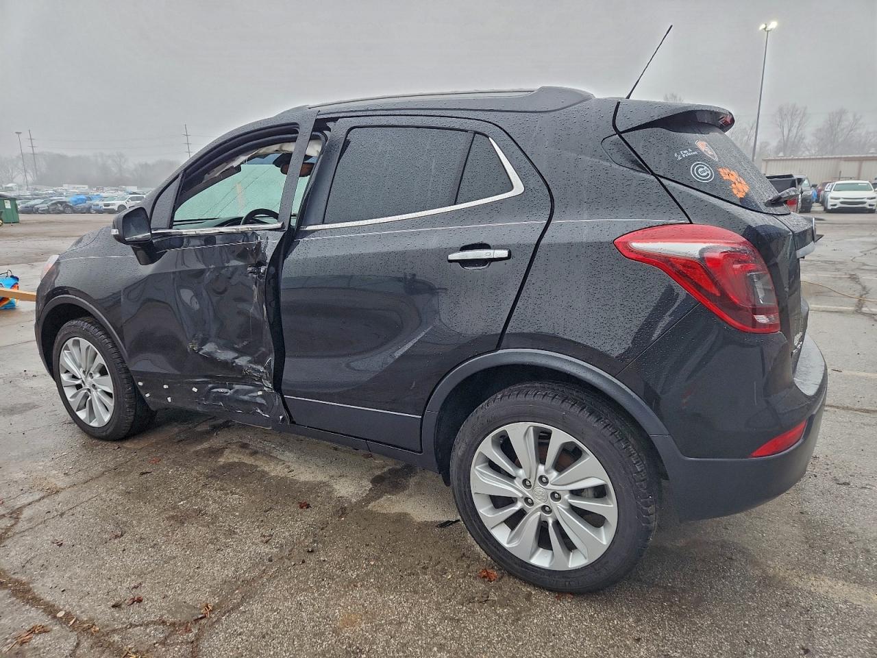 Buick Encore Preferred Image 3