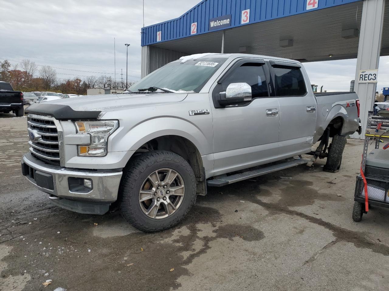Ford F-150 Supercrew Image 1