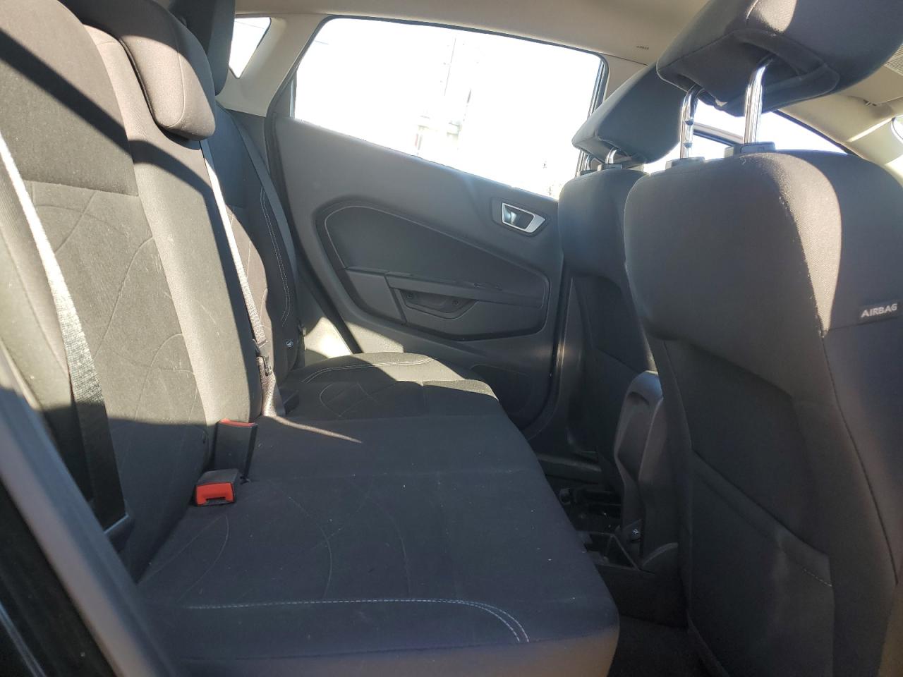 Ford Fiesta Se Image 13