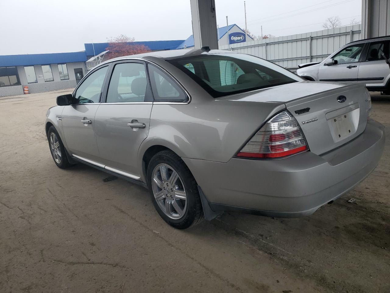 Ford Taurus Sel Image 2