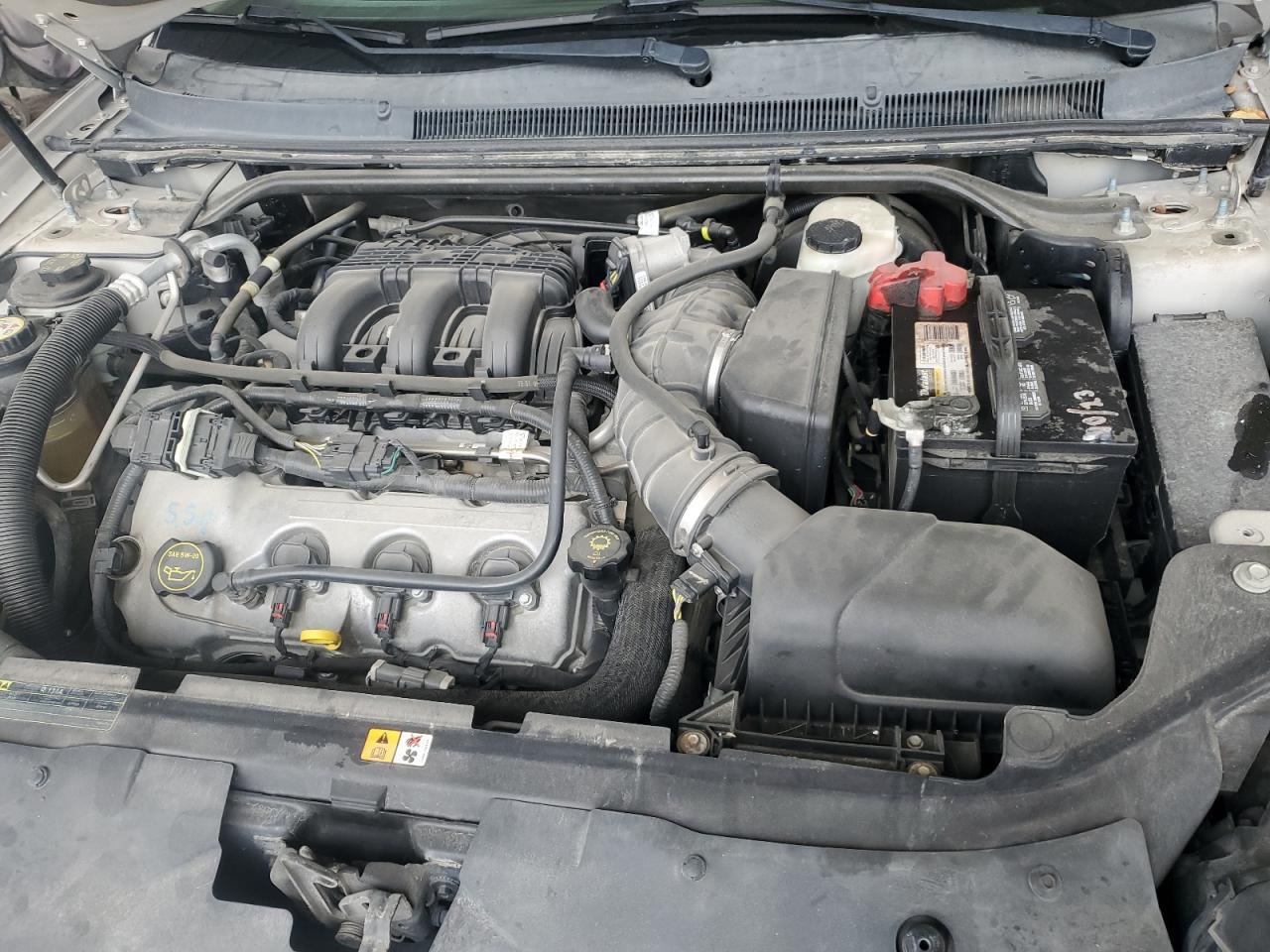 Ford Taurus Sel Image 11