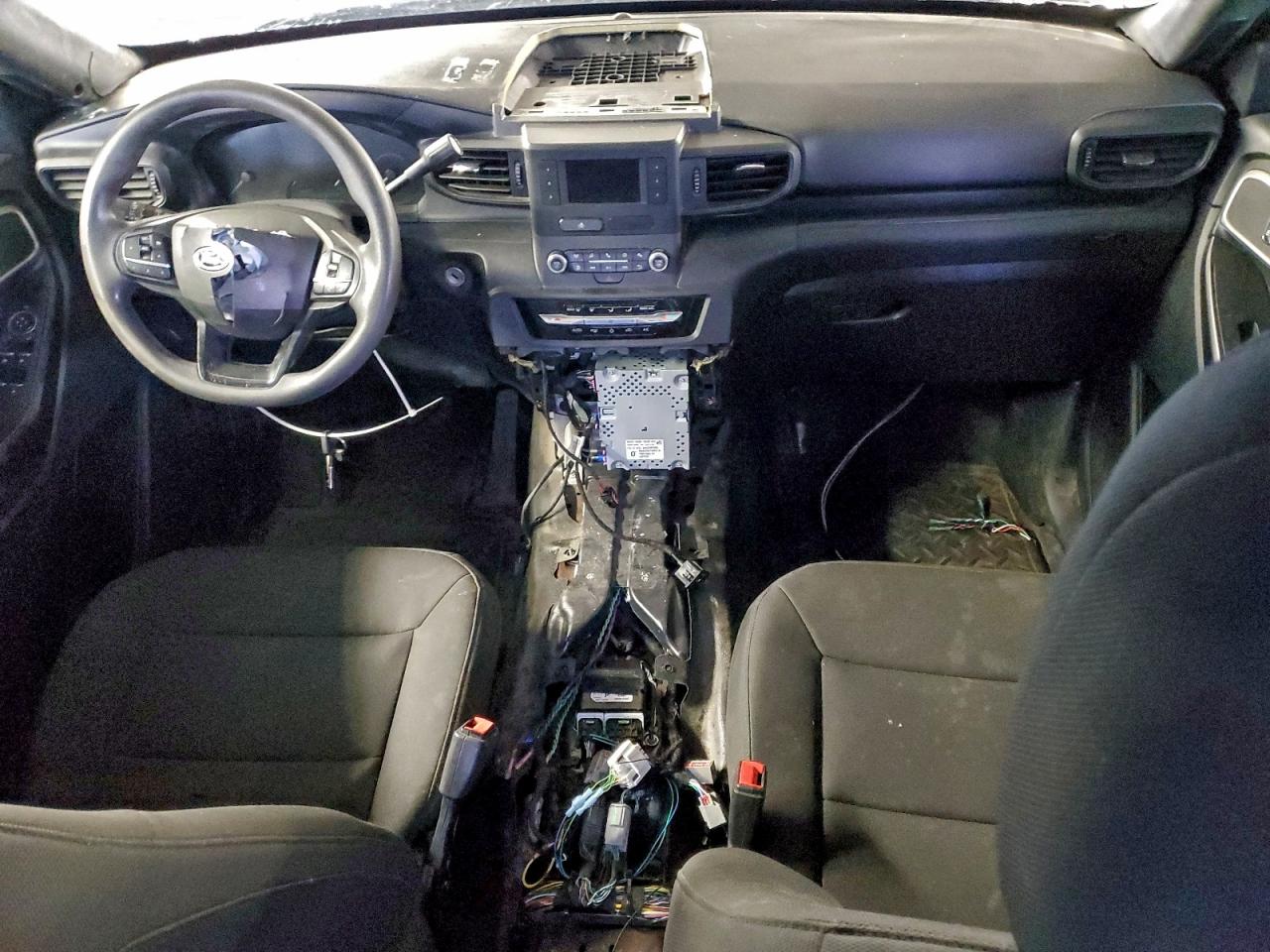 Ford Explorer Police Interceptor Image 11