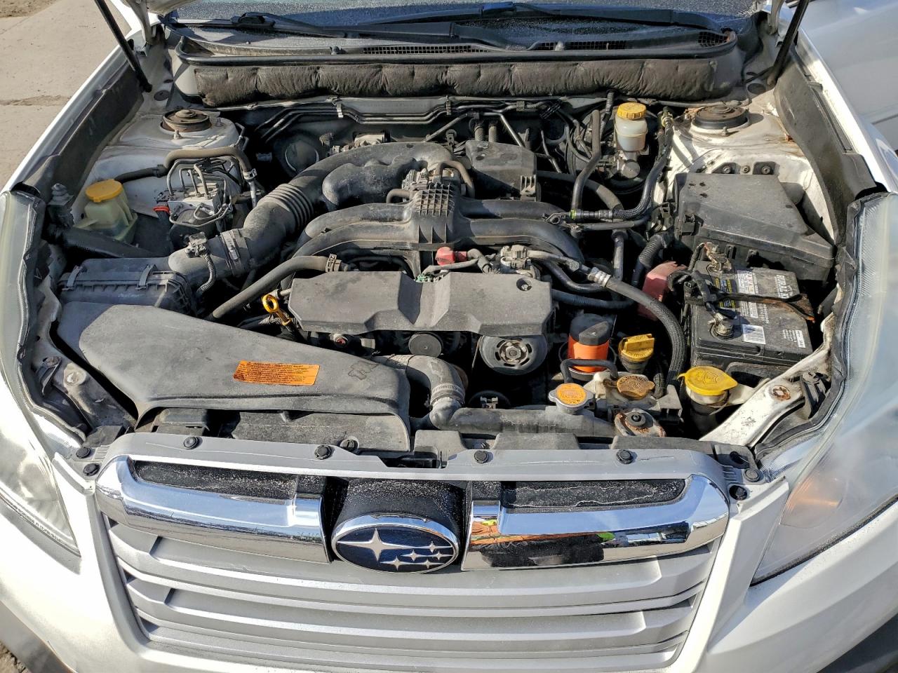 Subaru Outback 2.5i Premium Image 14