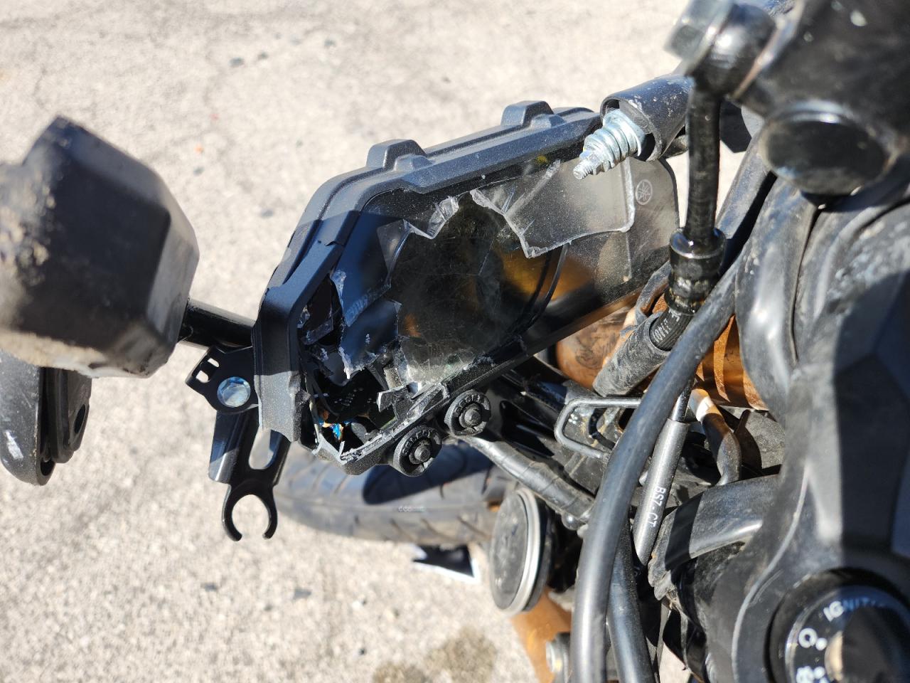 Yamaha Yzf600 Image 4