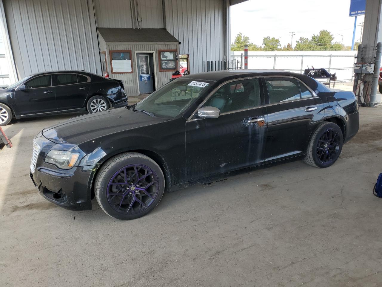 Chrysler 300 Image 1