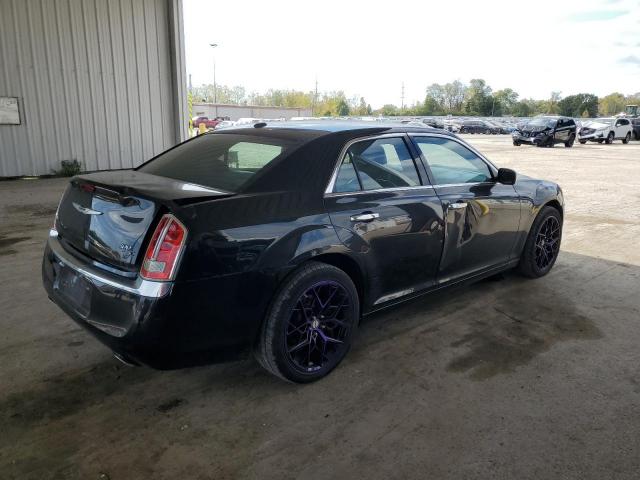 Chrysler 300 Image 2