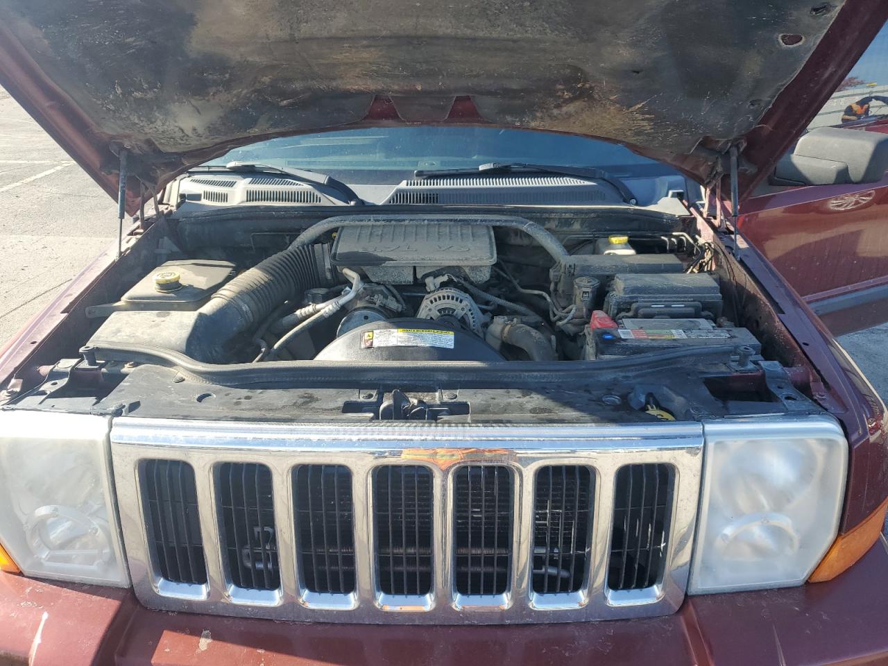 Jeep Commander Image 13