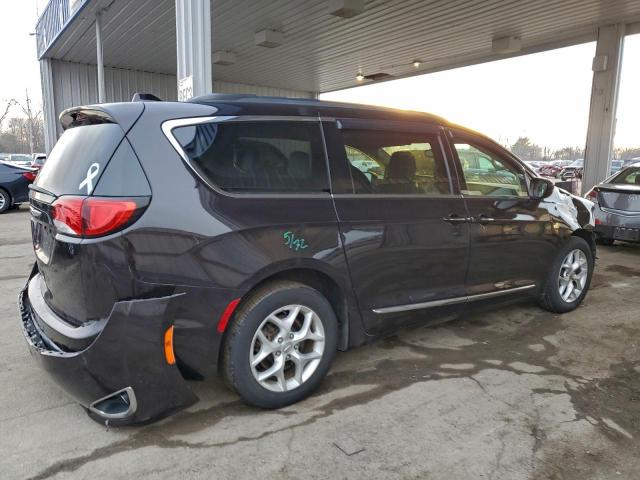 Chrysler Pacifica Touring L Image 8