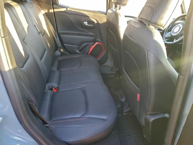 Jeep Renegade Trailhawk Image 8