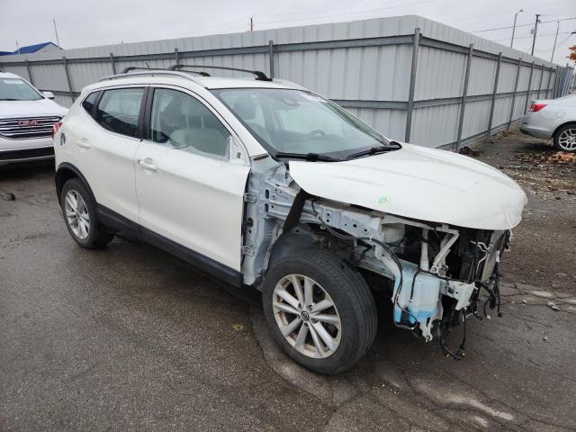 Nissan Rogue S Image 4